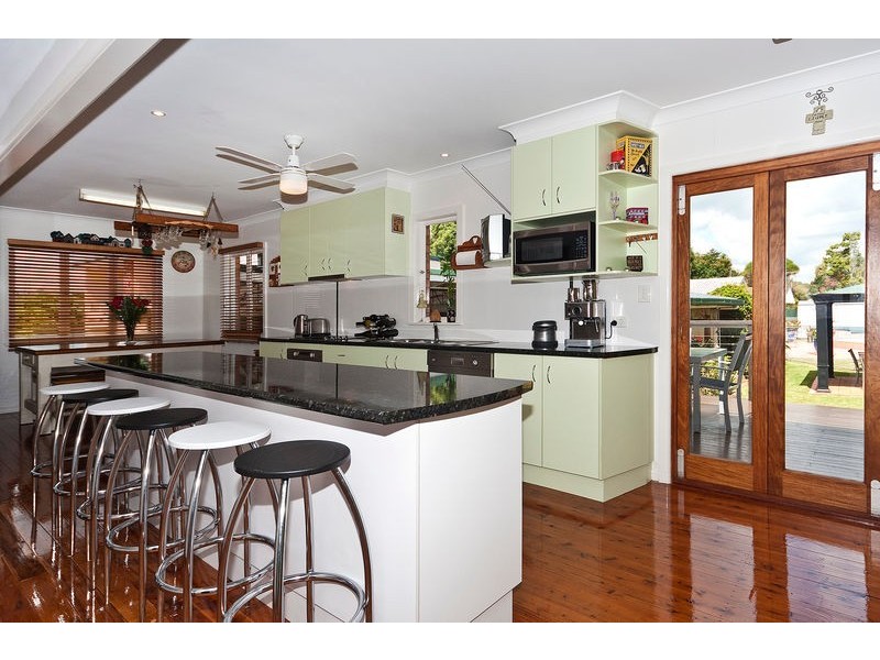 Centenary Heights QLD 4350