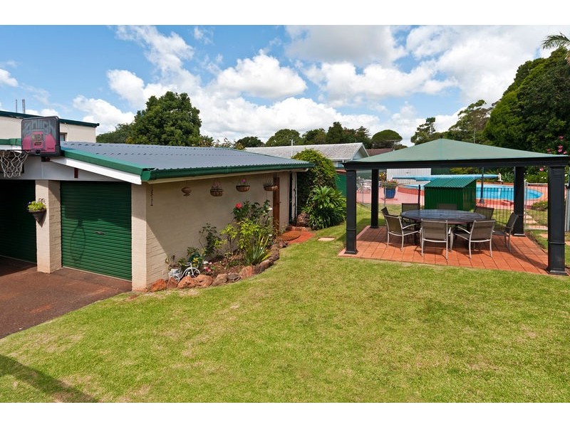 Centenary Heights QLD 4350