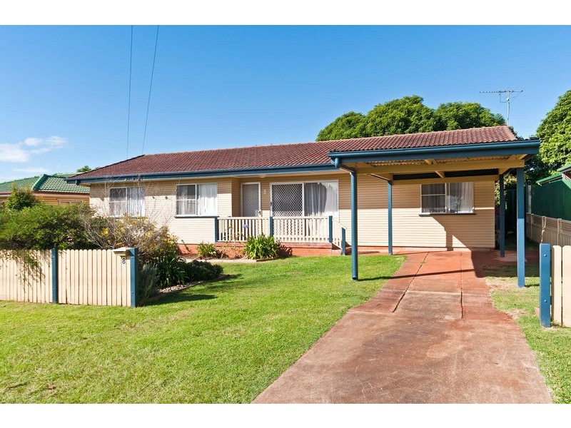 8 Wilma Street, Centenary Heights QLD 4350