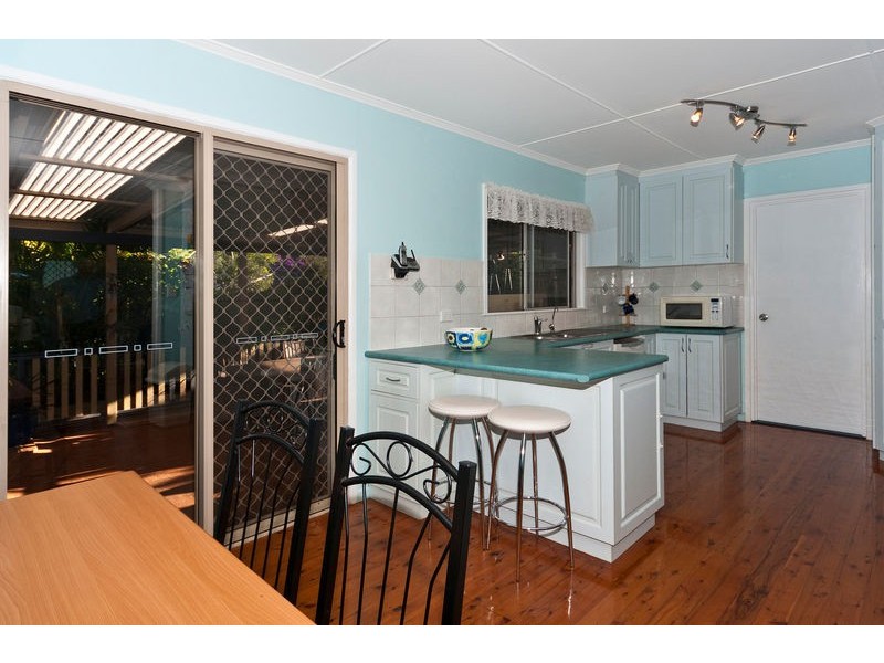 8 Wilma Street, Centenary Heights QLD 4350