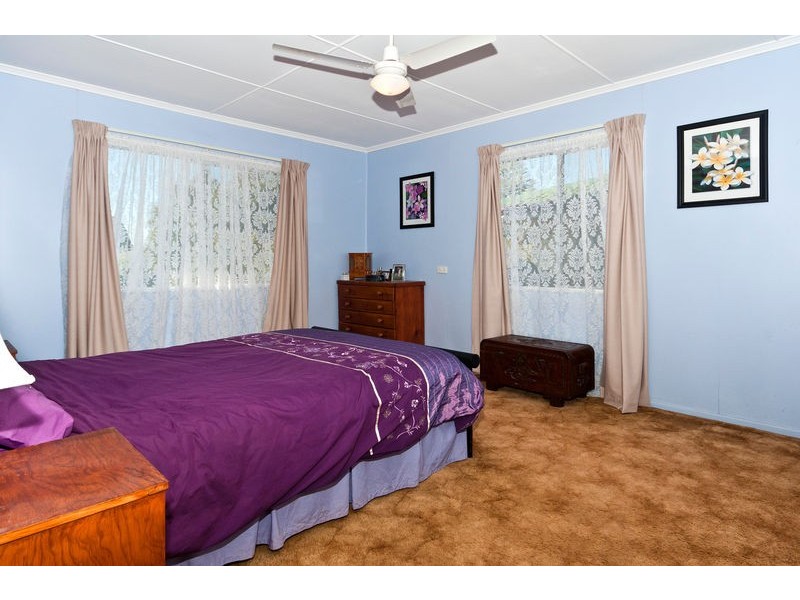 8 Wilma Street, Centenary Heights QLD 4350