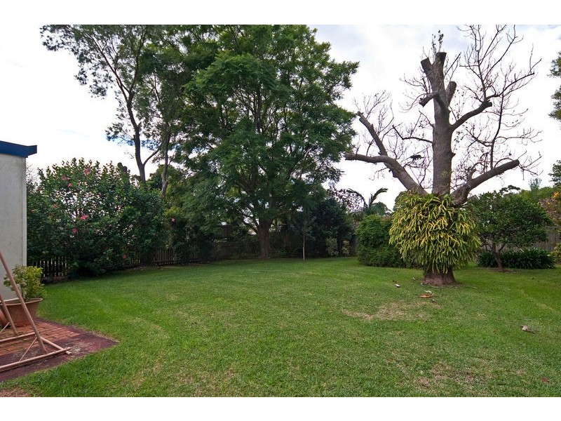 Centenary Heights QLD 4350