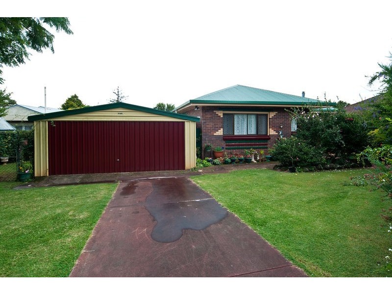 Centenary Heights QLD 4350