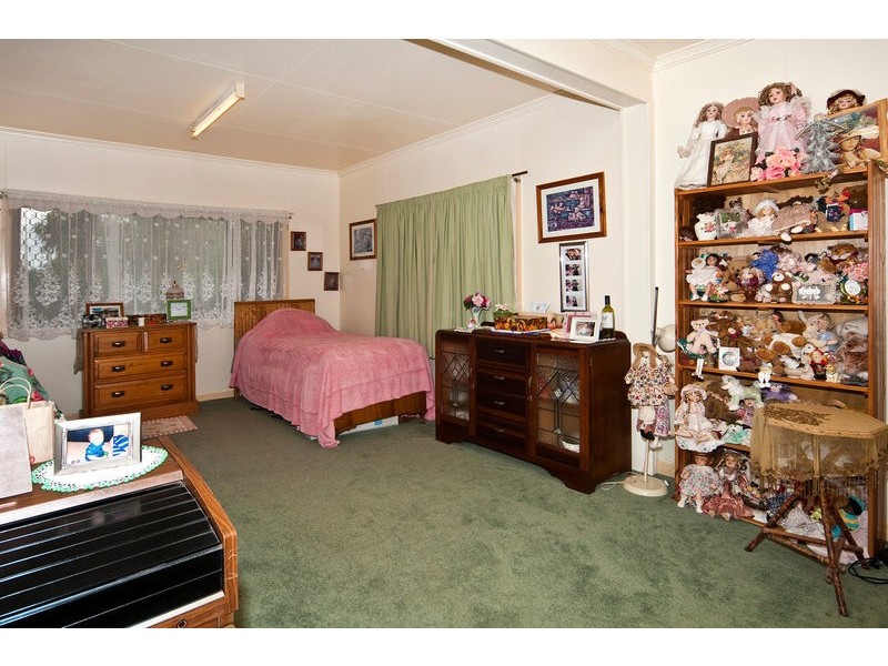 Centenary Heights QLD 4350