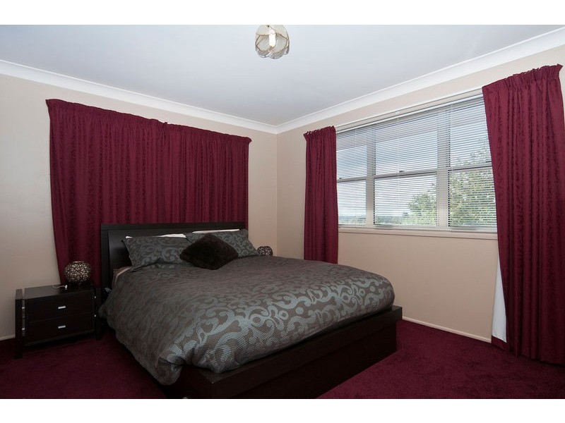 Centenary Heights QLD 4350