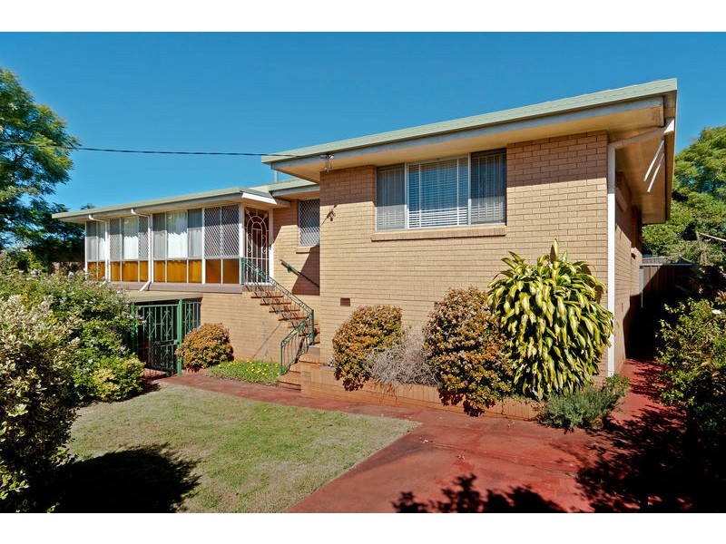 Centenary Heights QLD 4350