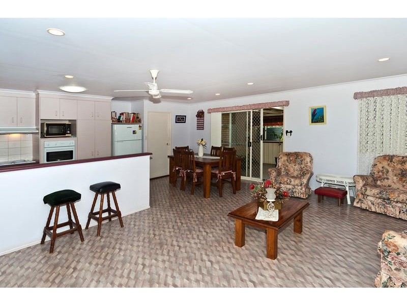 8 Hanna Court, Westbrook QLD 4350