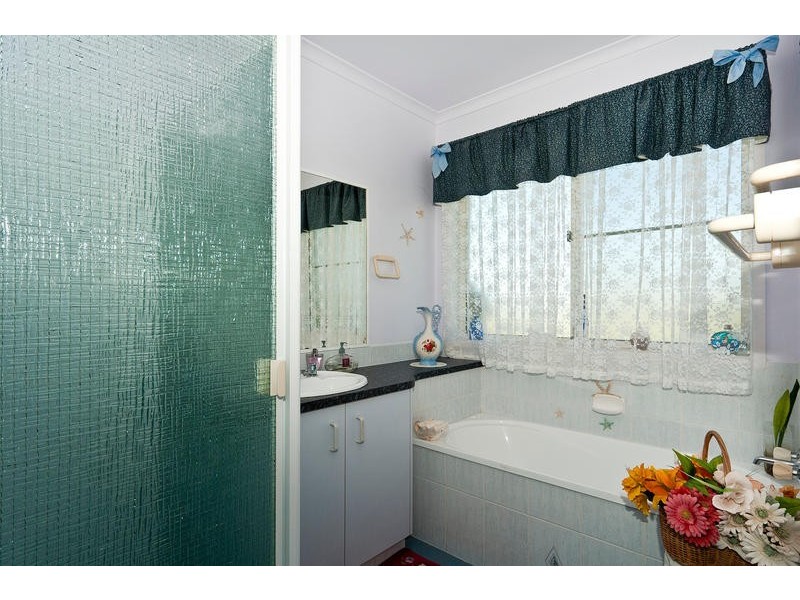 8 Hanna Court, Westbrook QLD 4350