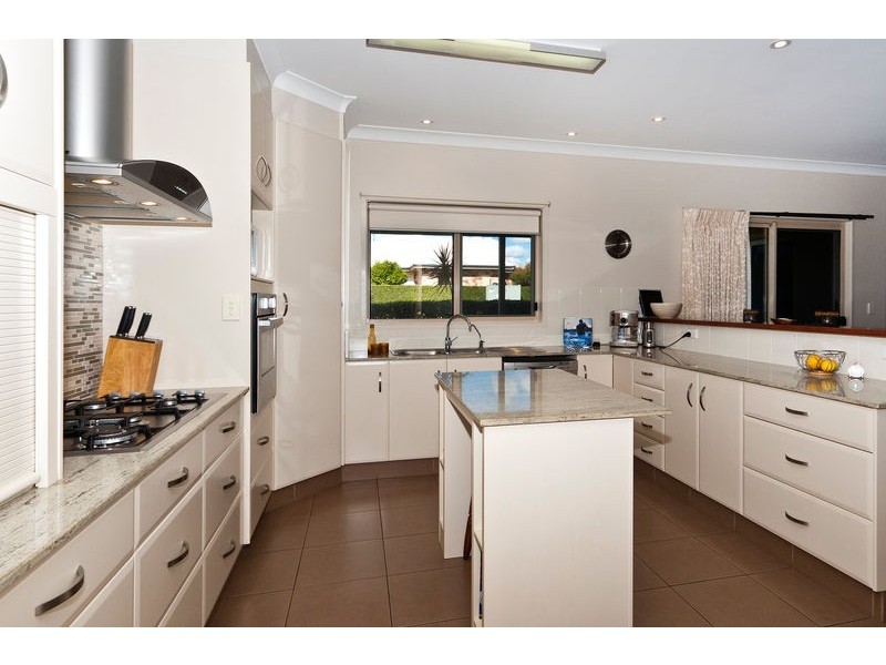 16 Garvan Court, Highfields QLD 4352