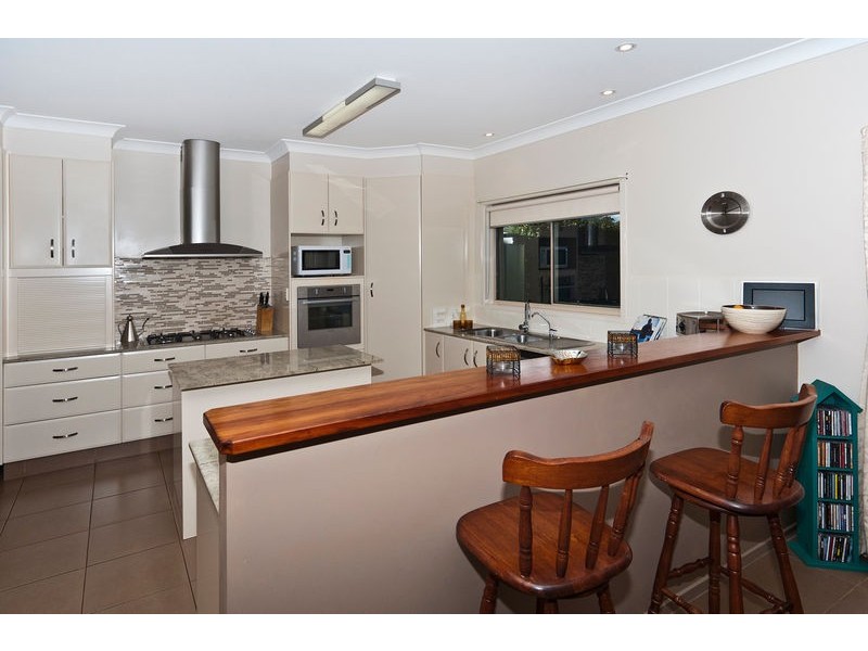 16 Garvan Court, Highfields QLD 4352