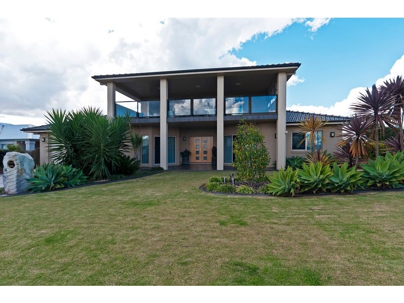 16 Garvan Court, Highfields QLD 4352