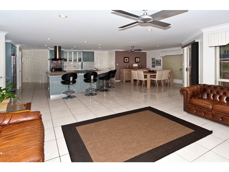 Middle Ridge QLD 4350