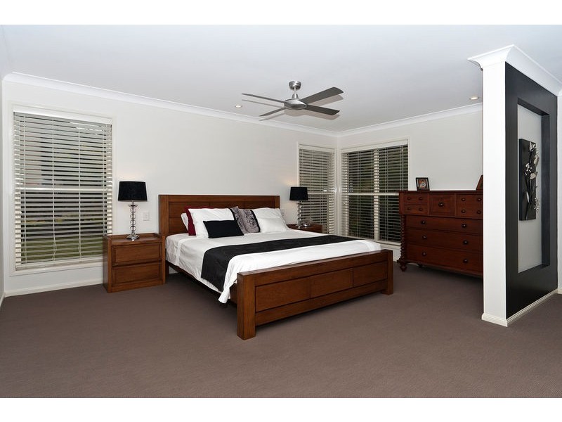 Middle Ridge QLD 4350