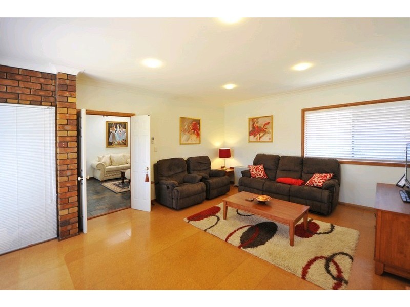 44 Bridge Street, East Toowoomba QLD 4350