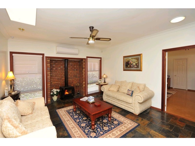 44 Bridge Street, East Toowoomba QLD 4350