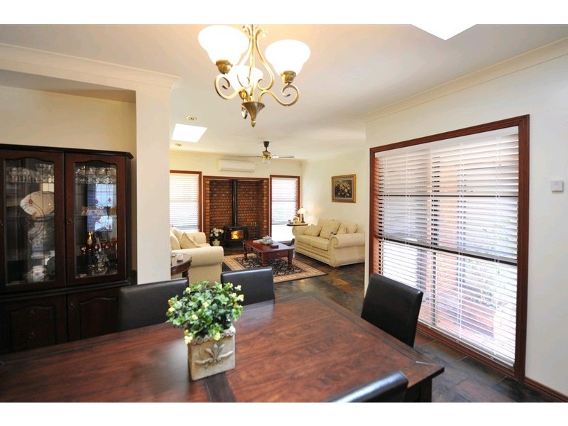 44 Bridge Street, East Toowoomba QLD 4350
