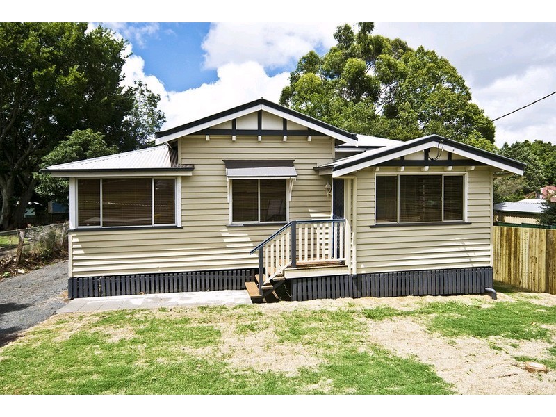 14 Sidney Street, Toowoomba QLD 4350