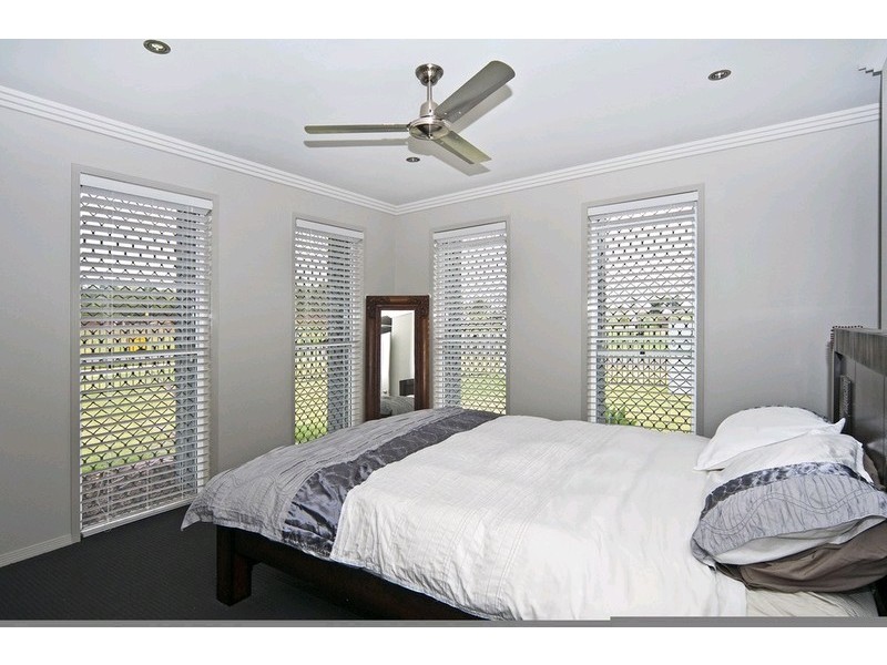 49 Nursery Drive, Middle Ridge QLD 4350