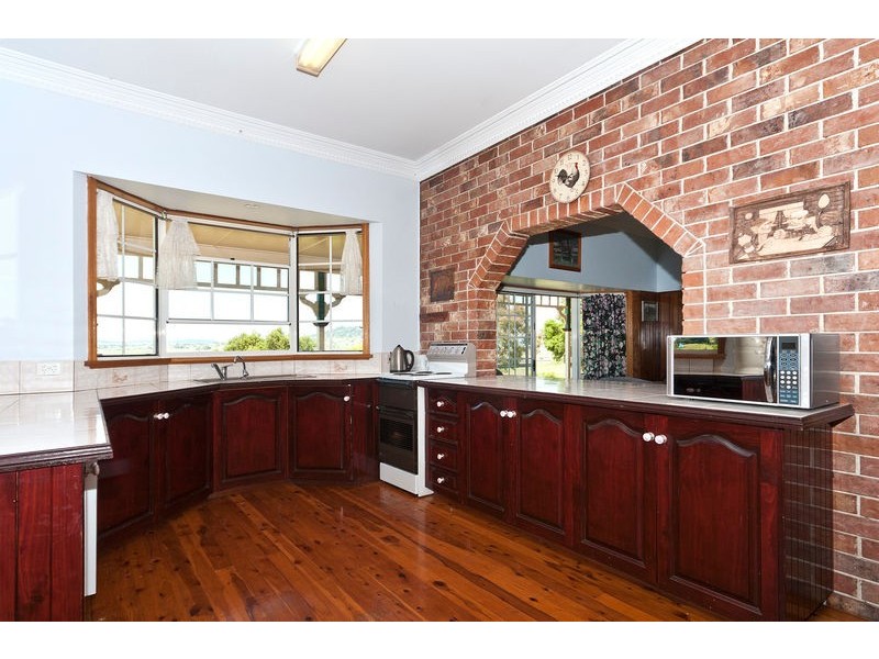 19 Jeudes Road, Gowrie Junction QLD 4352