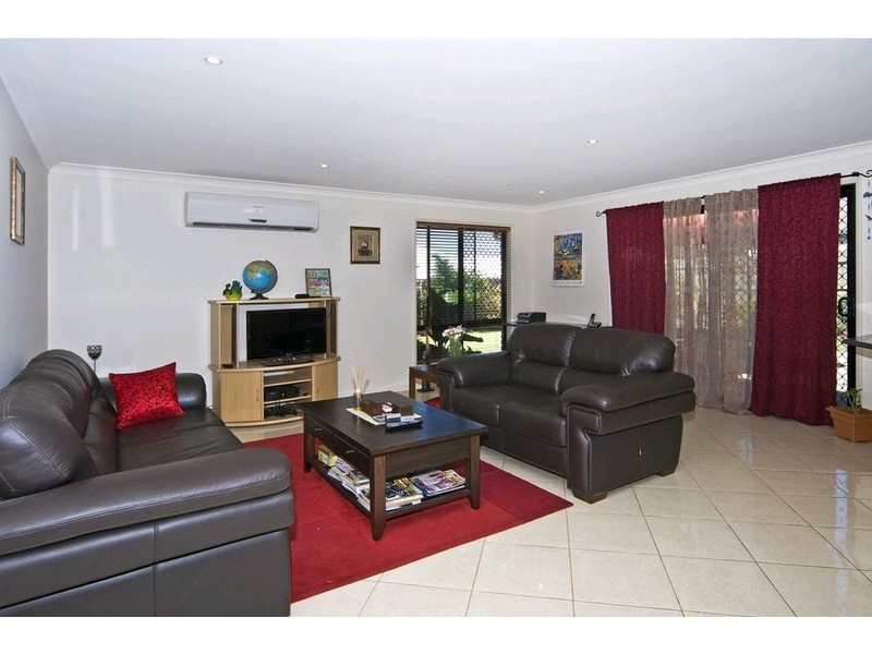 13 Saba Court, Middle Ridge QLD 4350