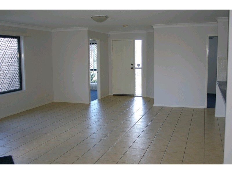 5 Kauri Street, Kearneys Spring QLD 4350