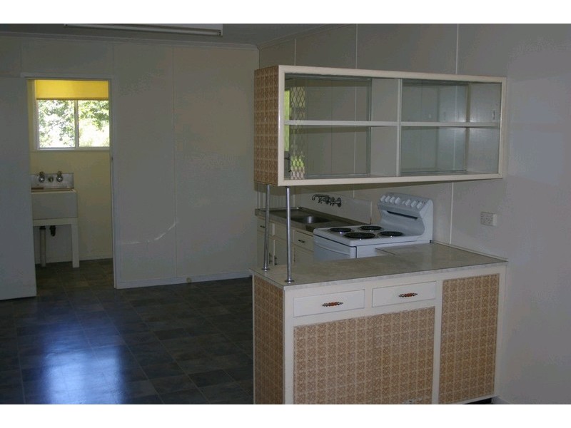 2/5 Perkins Street, Toowoomba QLD 4350
