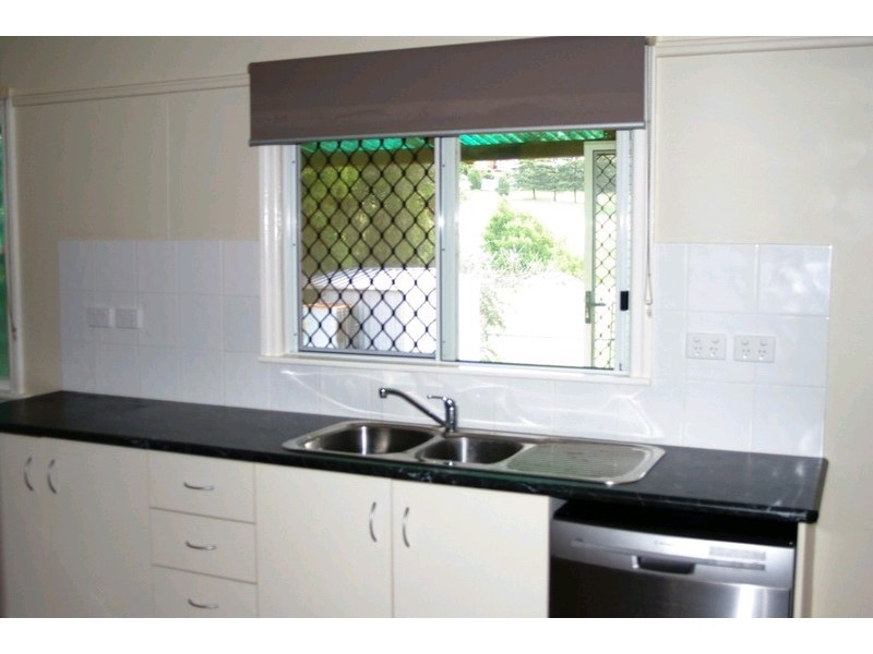 7 Teesdale Avenue, Newtown QLD 4350