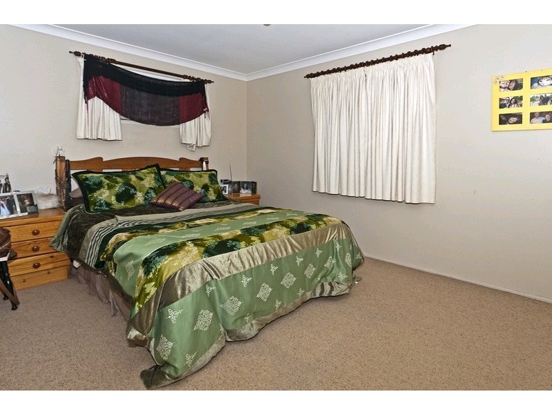 38 Noll Street, Kearneys Spring QLD 4350