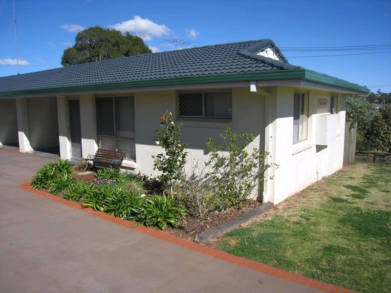 1/2 Faith Street, Rangeville QLD 4350