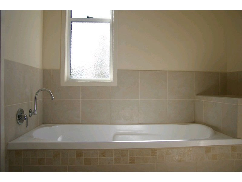 14 Lindsay Street, East Toowoomba QLD 4350