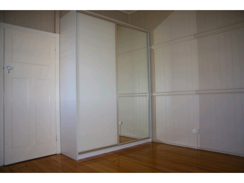 14 Lindsay Street, East Toowoomba QLD 4350