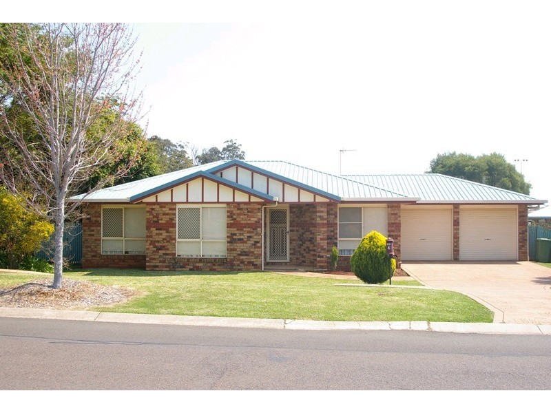 43 Gouldson Drive, Kearneys Spring QLD 4350