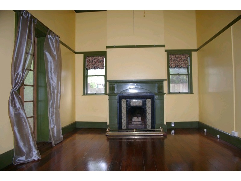 13 Boulton Terrace, Toowoomba City QLD 4350