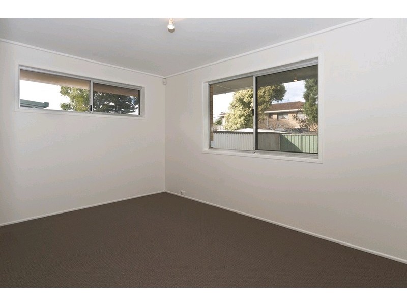30 Merino Street, Harristown QLD 4350