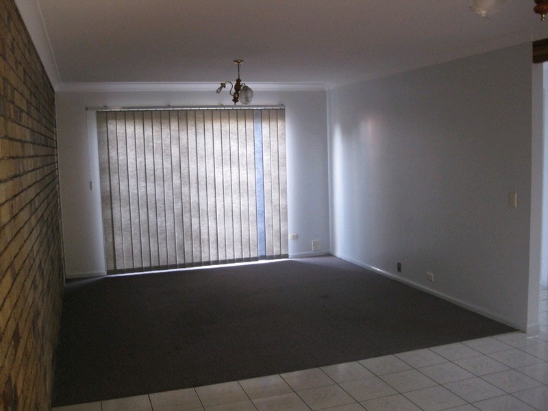 3/10 Carmen Street, Kearneys Spring QLD 4350