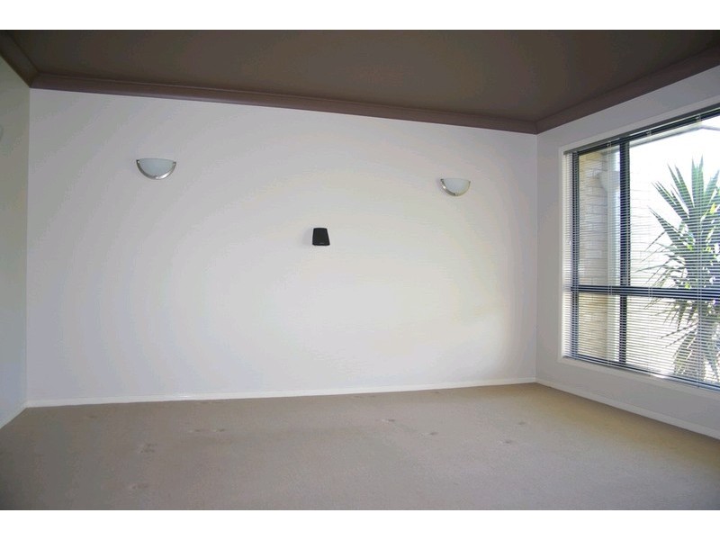 627 Hume Street, Kearneys Spring QLD 4350
