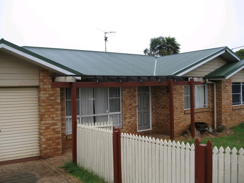 142 Hursley Road, Glenvale QLD 4350