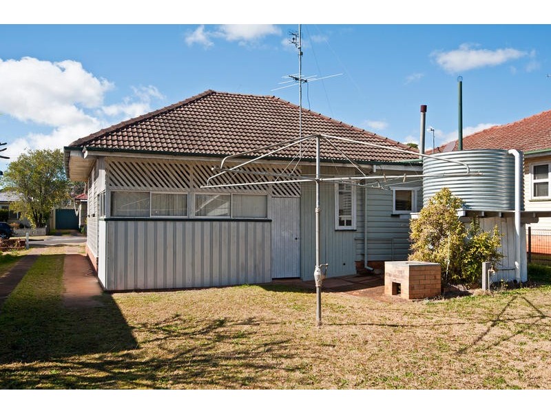 5A Berry Street, Wilsonton QLD 4350