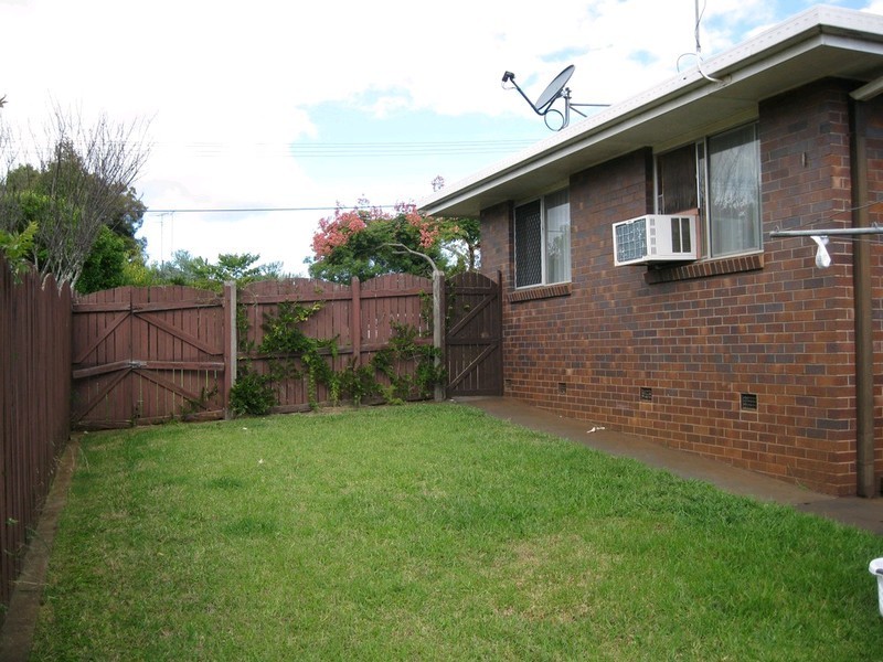 5 Marigold Street, Centenary Heights QLD 4350