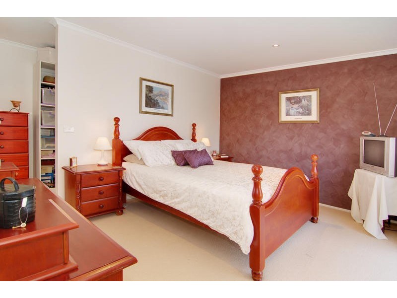 53 Burtt Crescent, Calwell ACT 2905