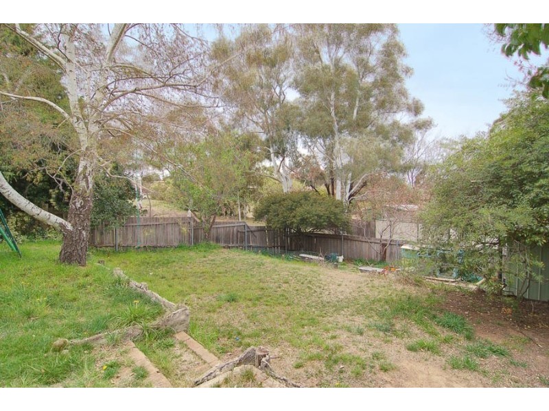 9 Bailes Court, Wanniassa ACT 2903