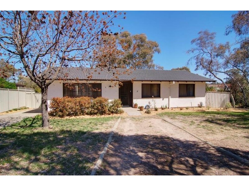 9 Hardwicke Place, Kambah ACT 2902