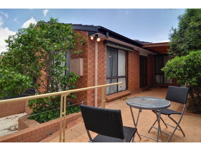 33 Summerville Crescent, Florey ACT 2615