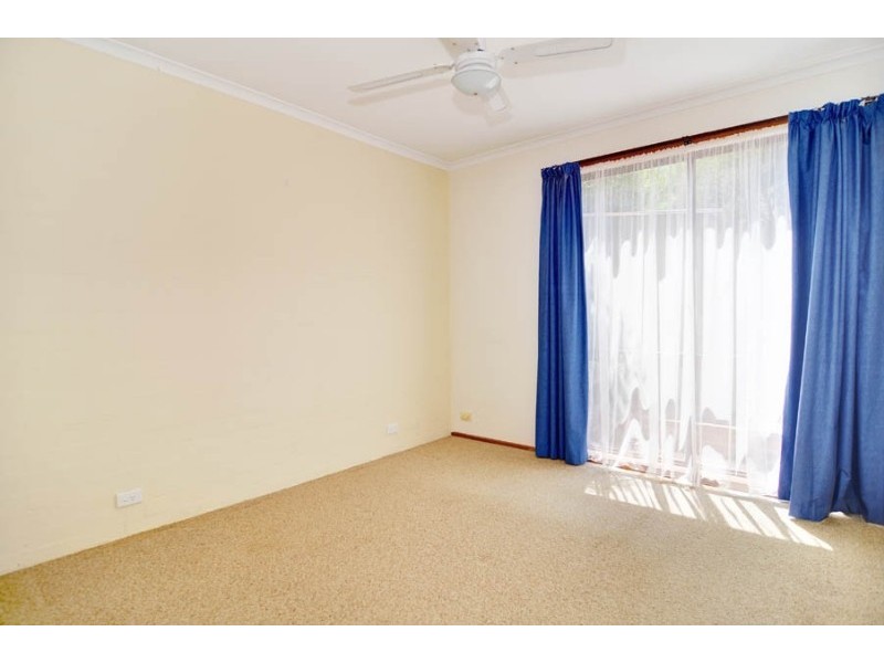 33 Summerville Crescent, Florey ACT 2615