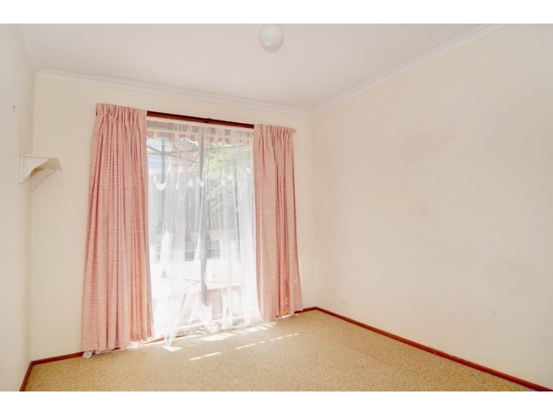 33 Summerville Crescent, Florey ACT 2615