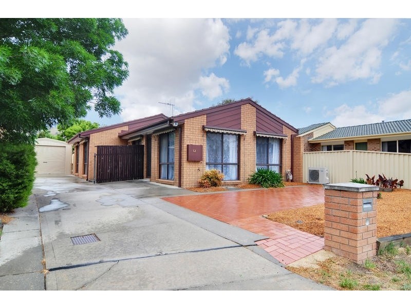 12 Brockway Circuit, Banks ACT 2906