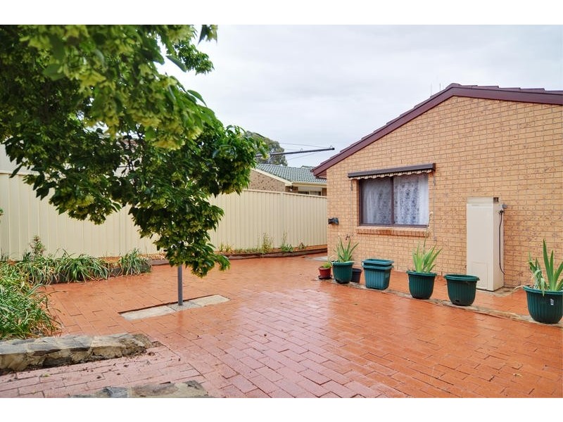 12 Brockway Circuit, Banks ACT 2906