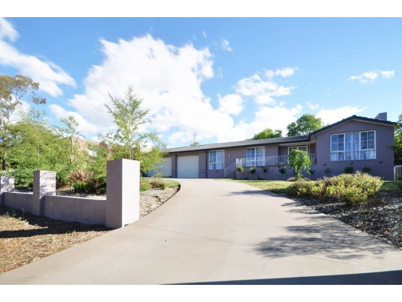 152 Lambrigg Street, Farrer ACT 2607