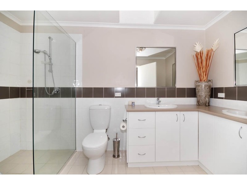 152 Lambrigg Street, Farrer ACT 2607