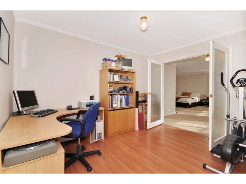 152 Lambrigg Street, Farrer ACT 2607